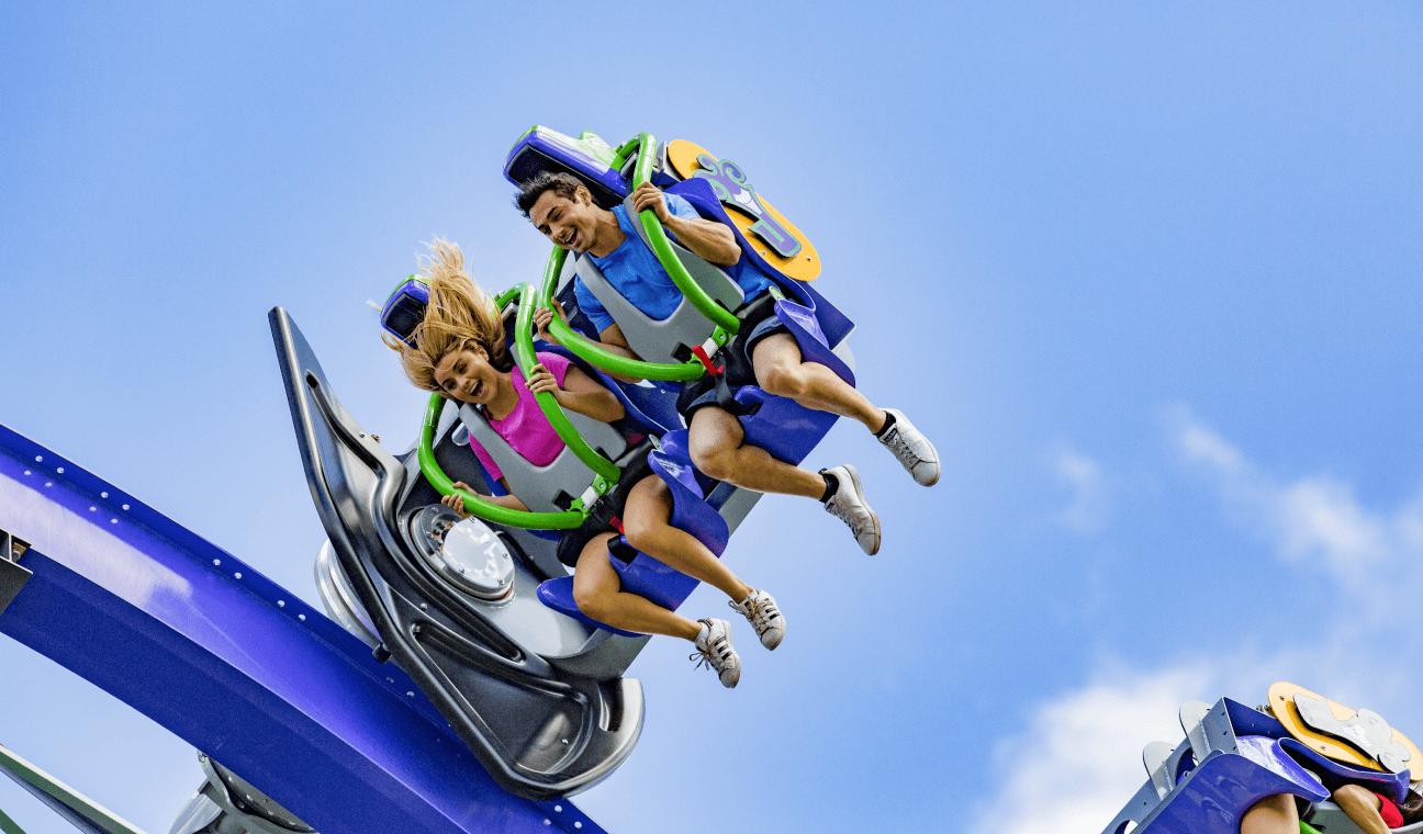 Six Flags Great America - THE JOKER™ Free-Fly Coaster | Ride | Six