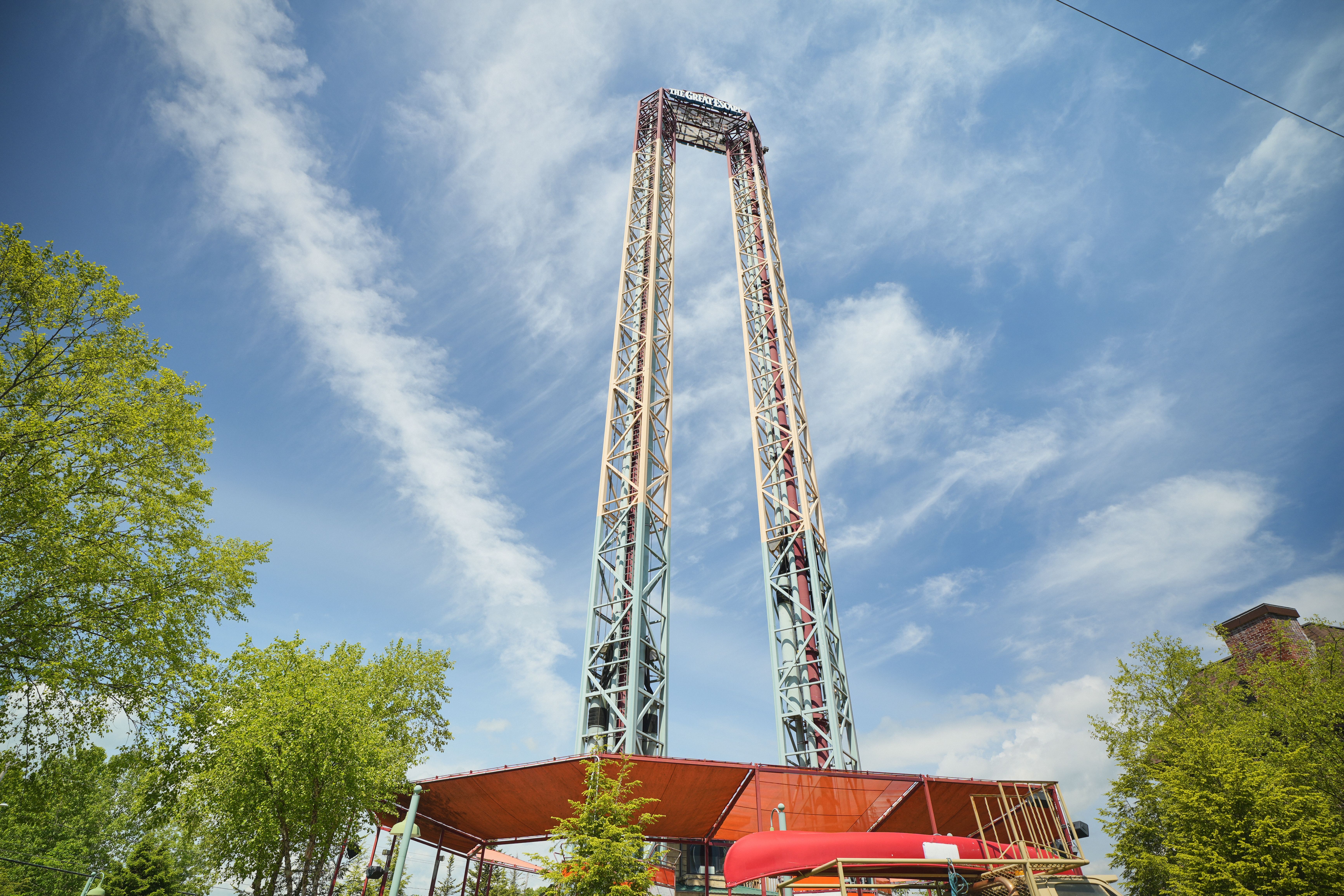 Six Flags Great Escape - Sasquatch Launch | Ride | Six Flags Great