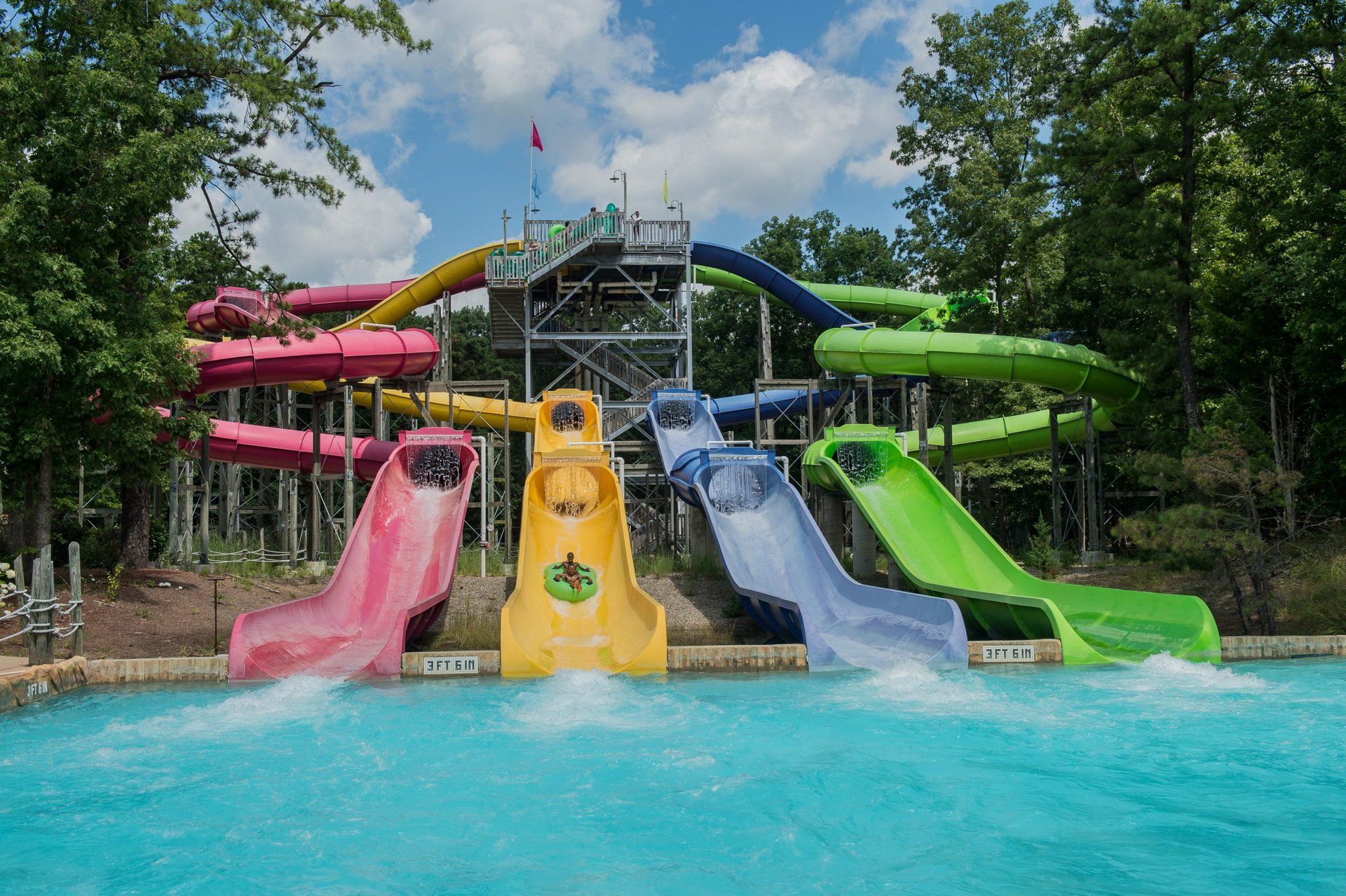 Six Flags Great Adventure - Big Wave Racer