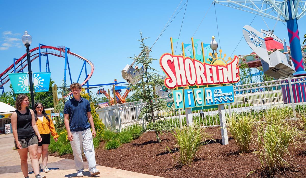 www.sixflags.com