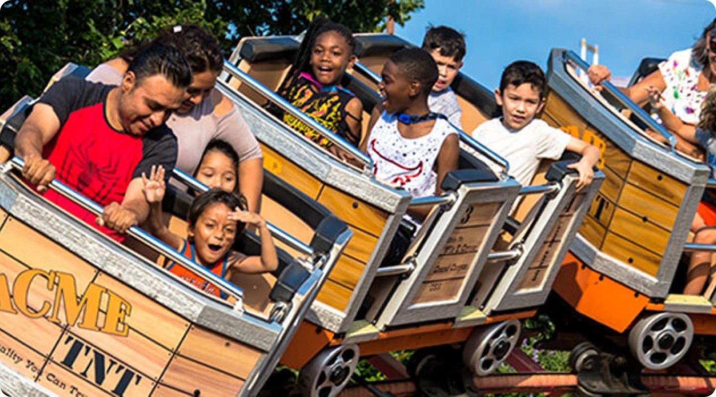 Six Flags Over Texas - Bugs Bunny Cloud Bouncer | Ride | Six Flags