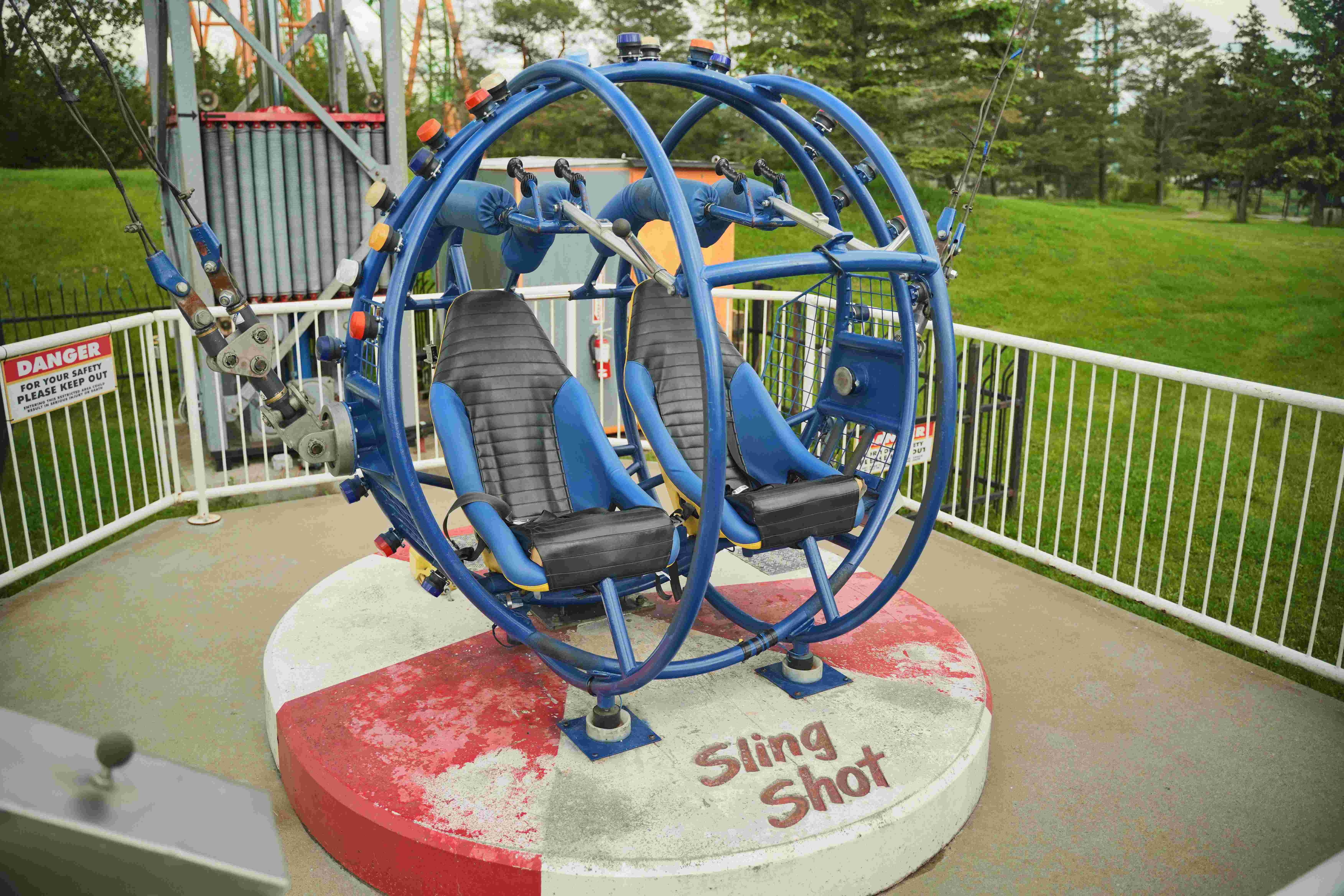 Six Flags Darien Lake - Mind Eraser | Ride | Six Flags Darien Lake