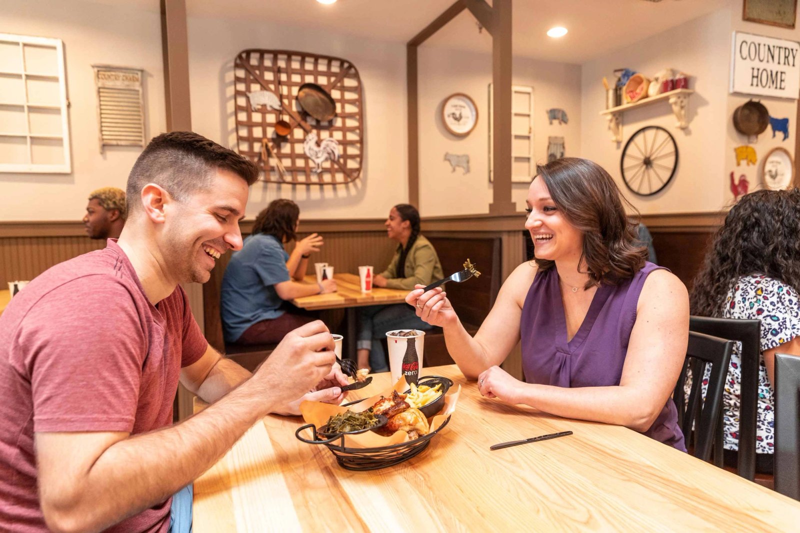 Where to Eat at Carowinds: Best Food and How to Beat the Crowds at Carowinds