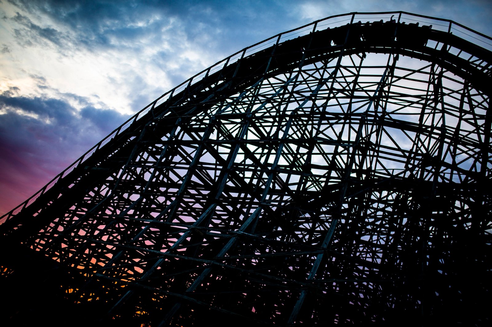 Carowinds Accessibility Guide: Wheelchair, DAS, and What to Know at Carowinds
