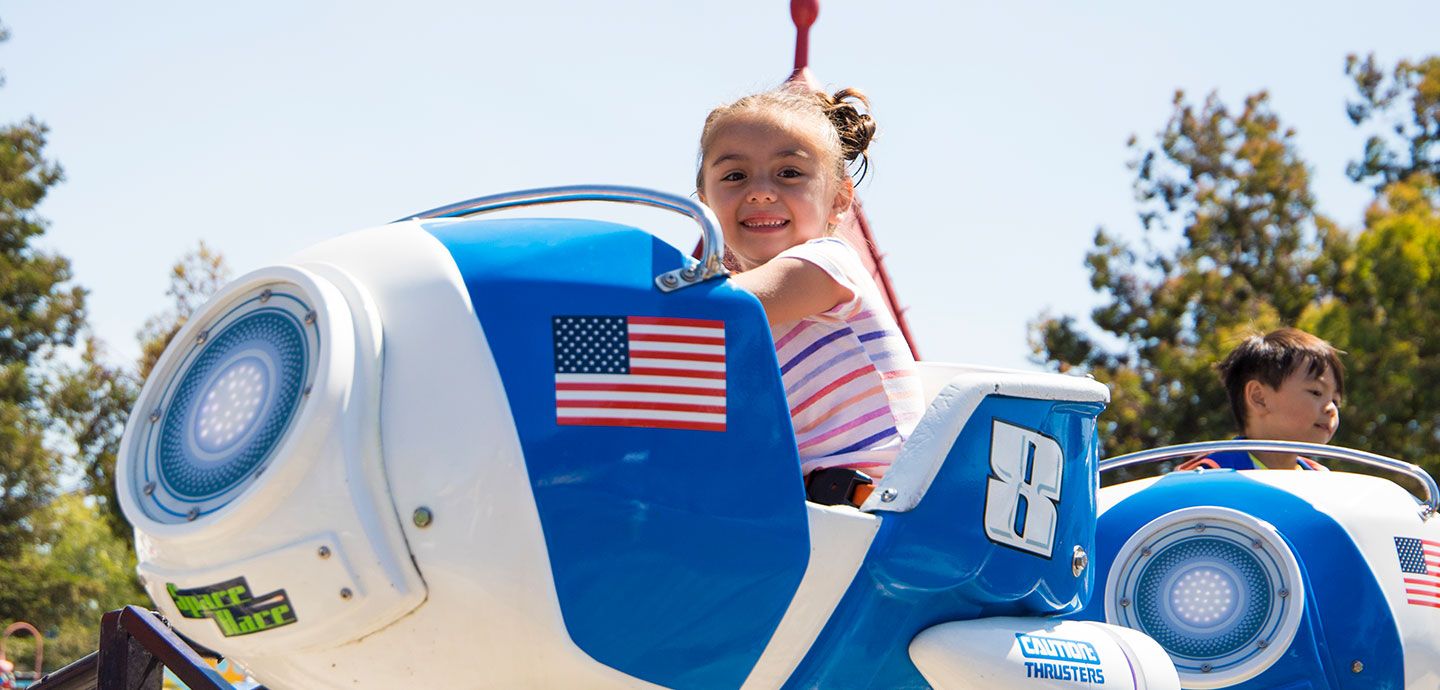 Kids' Ride | Snoopy's Space Race | California's Great America