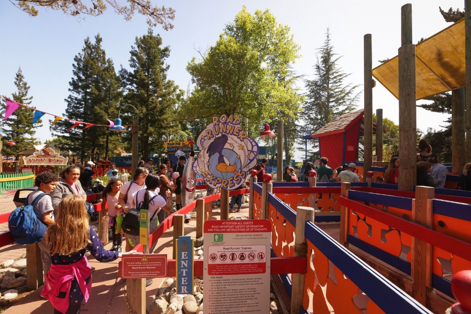 Beating the Crowds at Six Flags Discovery Kingdom: When to Go and When to Ride at Six Flags Discovery Kingdom
