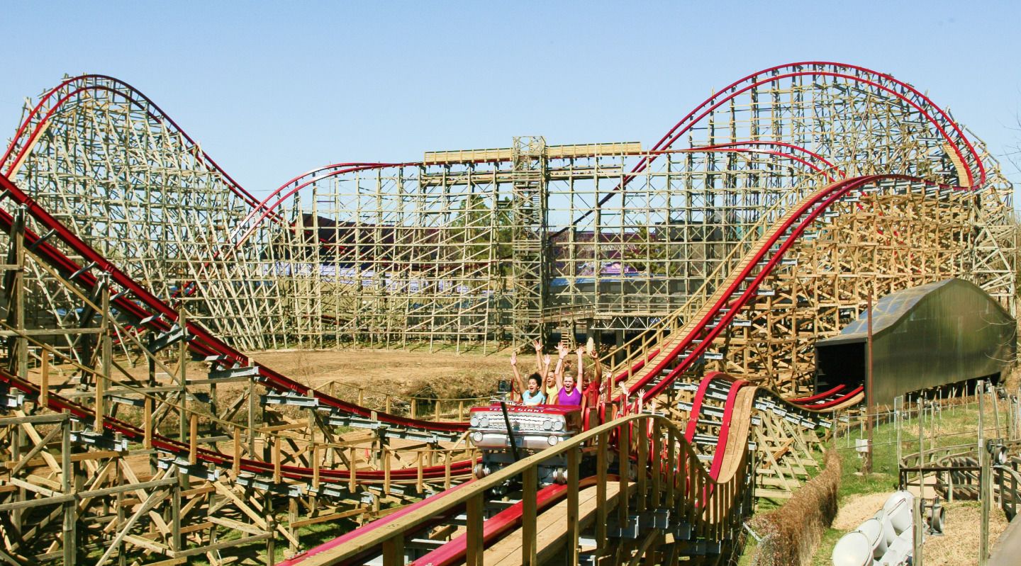 www.sixflags.com