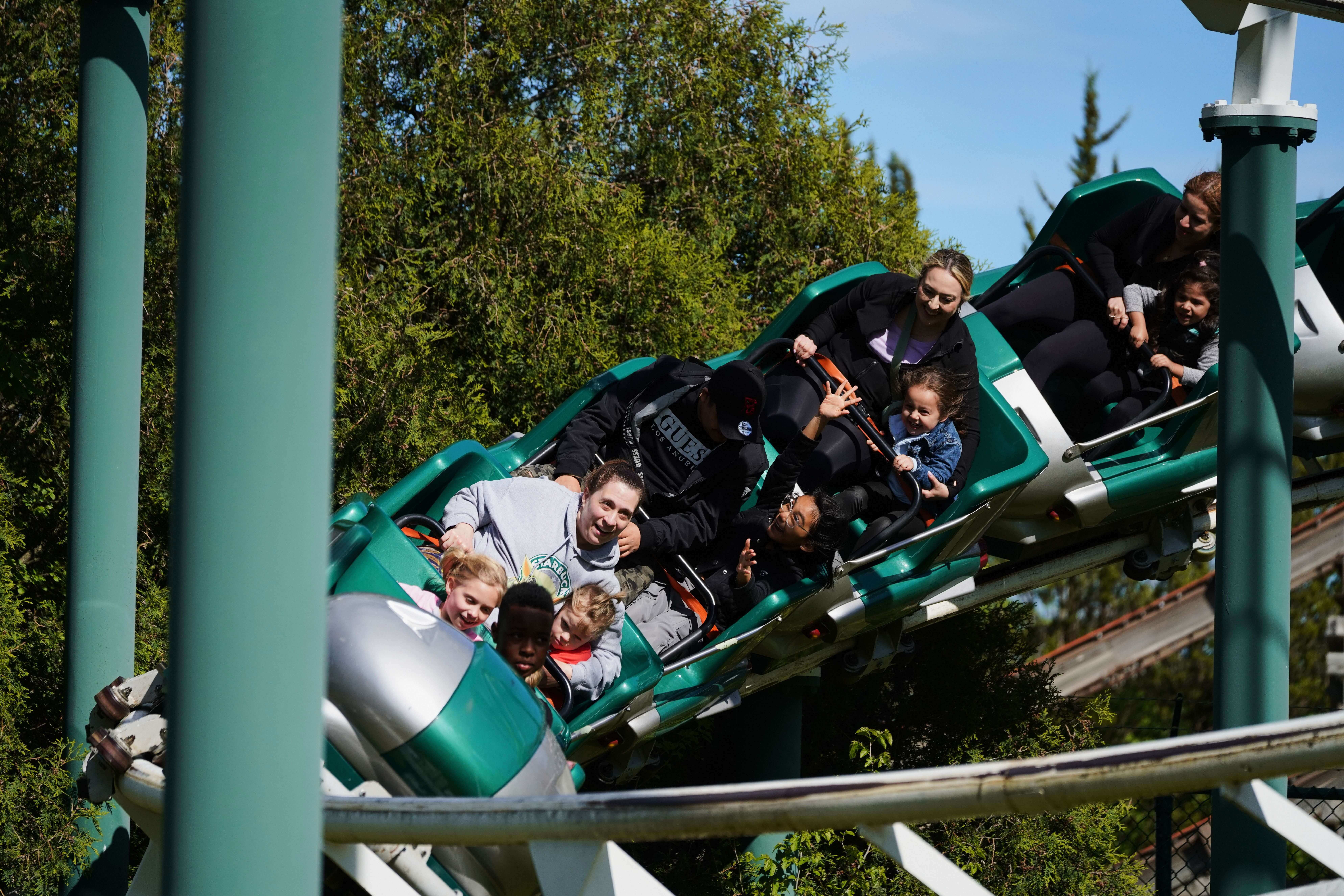 Six Flags Great America - Sprocket Rockets | Ride | Six Flags
