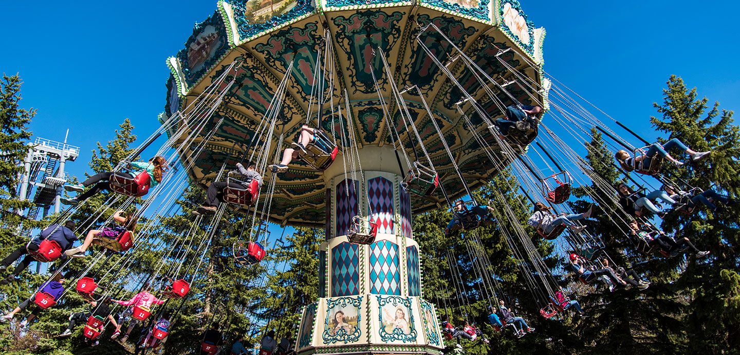 Classic Swing Ride | Swing of the Century | Canada's Wonderland