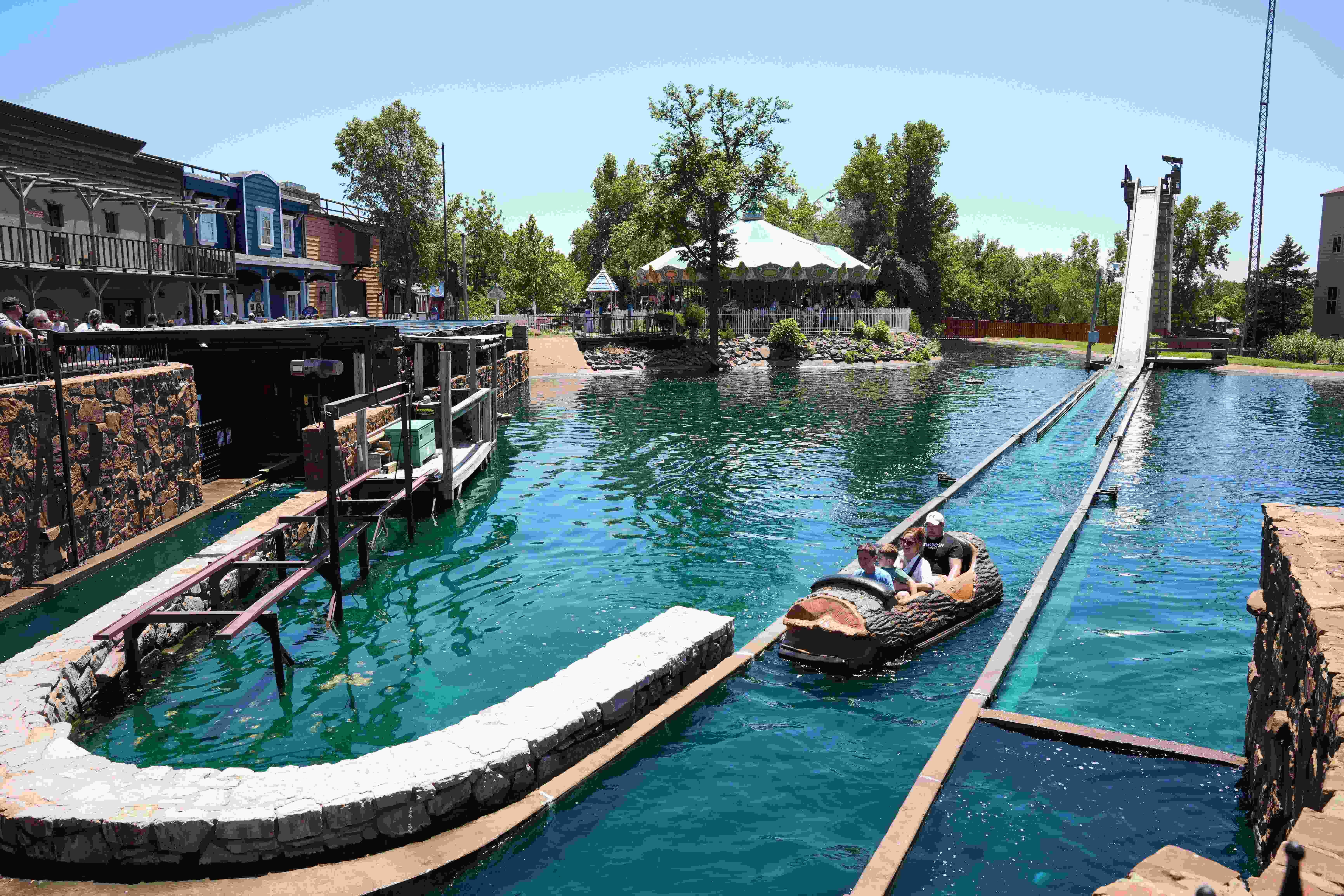 Six Flags Frontier City - Mystery River Log Flume | Ride