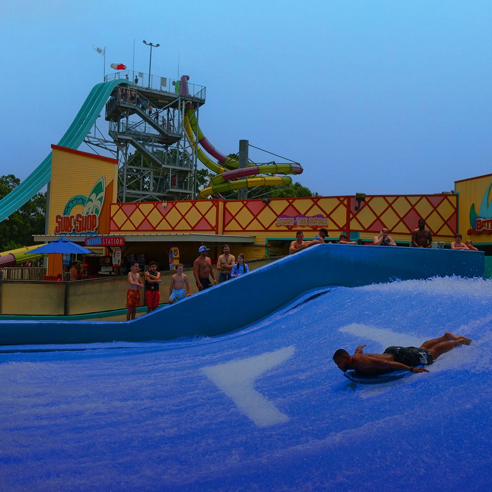 Thrill Rides & Family Rides | Water Park | Hurricane Harbor Splashtown |  Hurricane Harbor, Splashtown