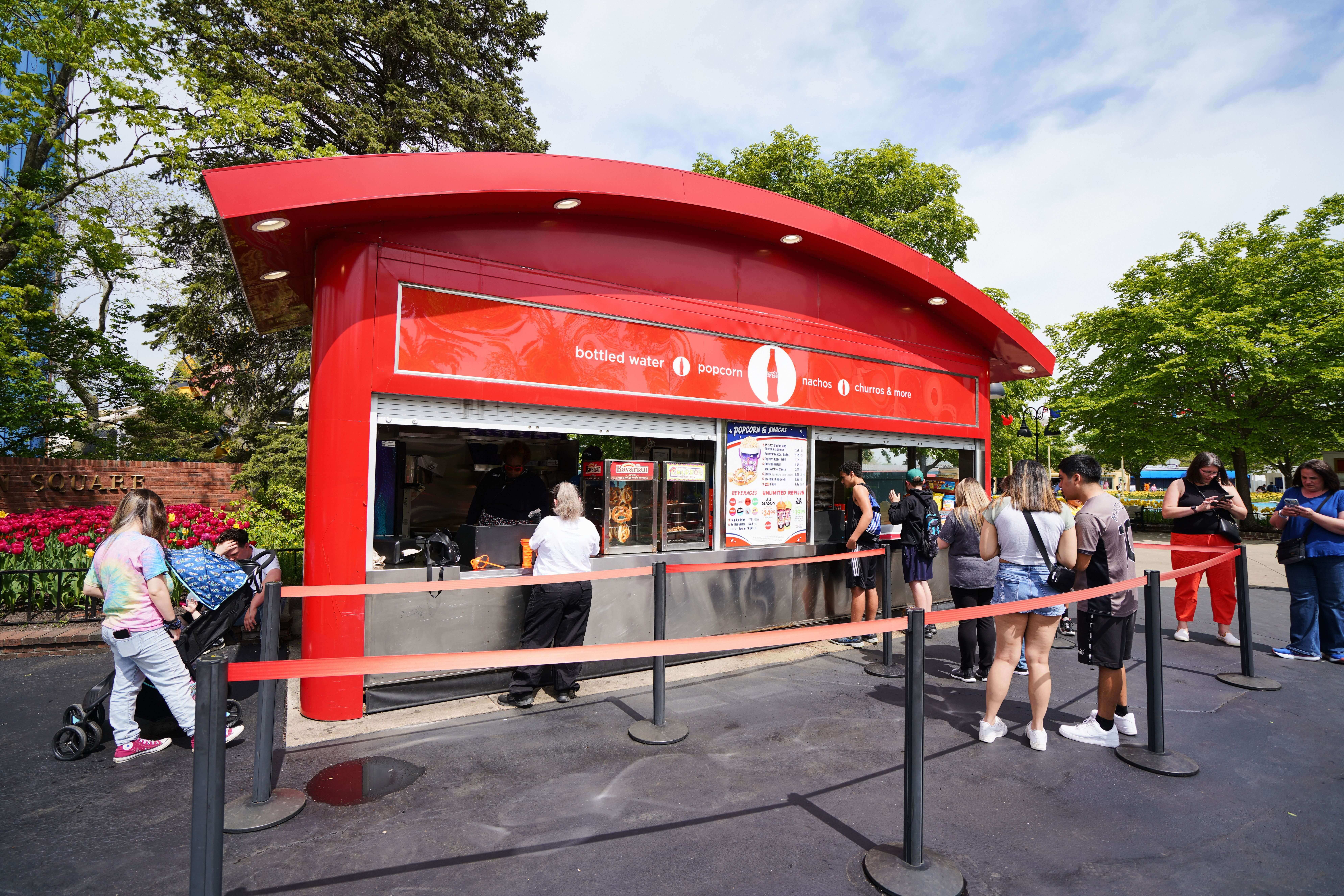 Captain Cold Ice Cream - Six Flags Great America