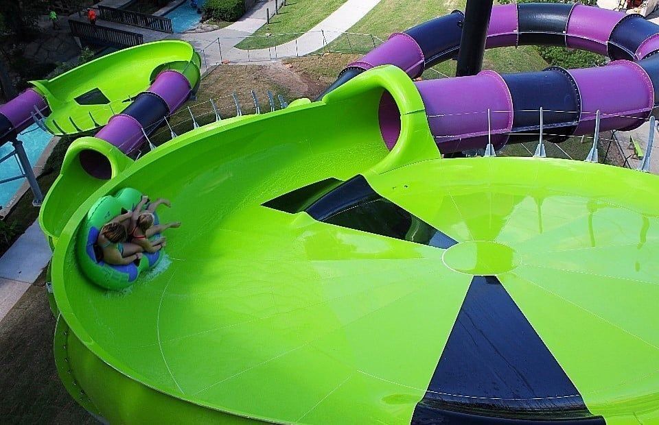 Hurricane Harbor Splashtown - Vortex