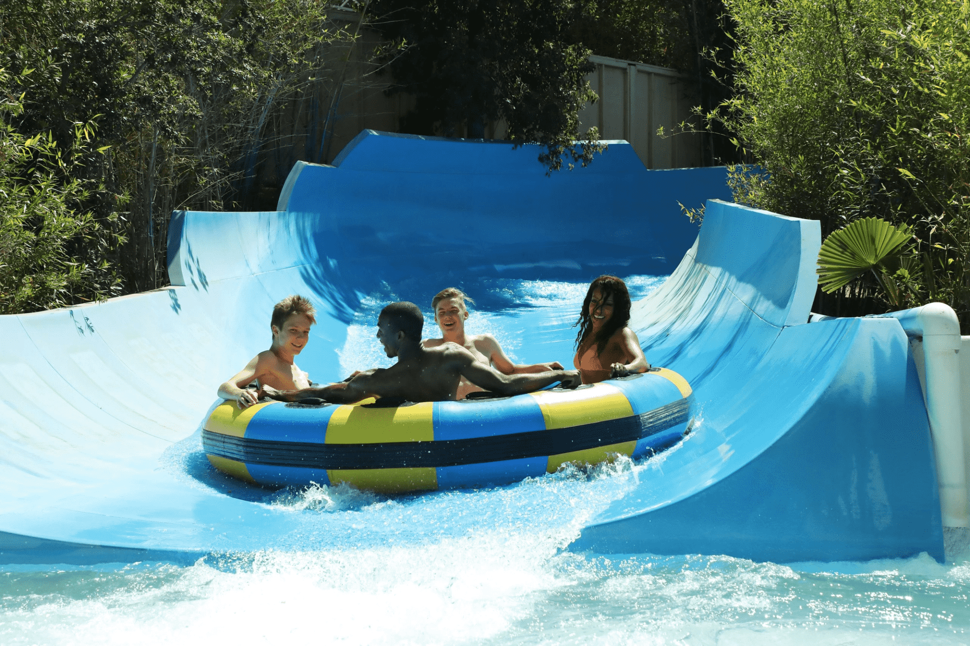 Six Flags Magic Mountain - Lost Temple Rapids | Ride | Six Flags