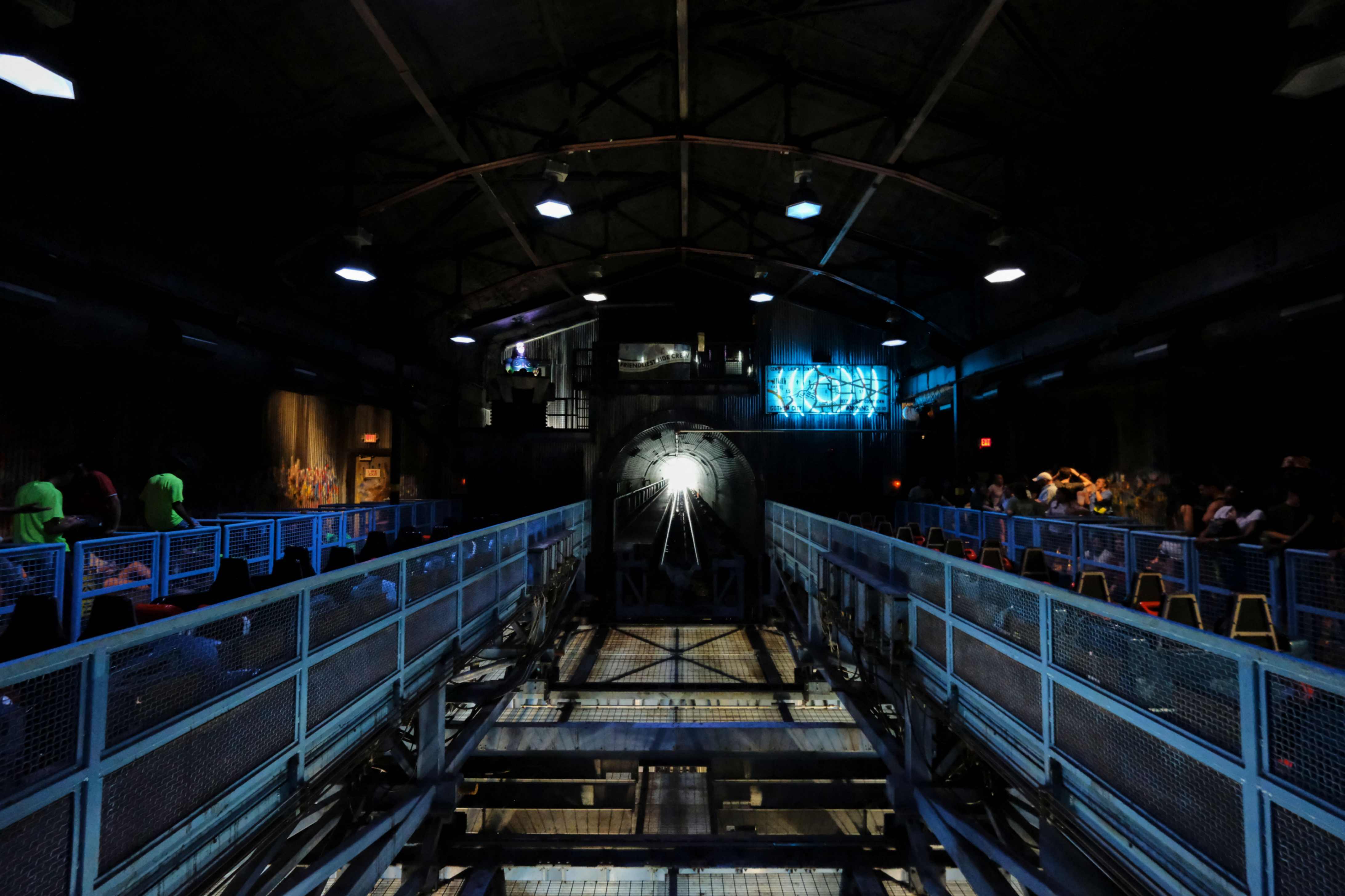 Six Flags Over Texas - MR. FREEZE | Ride | Six Flags Over Texas