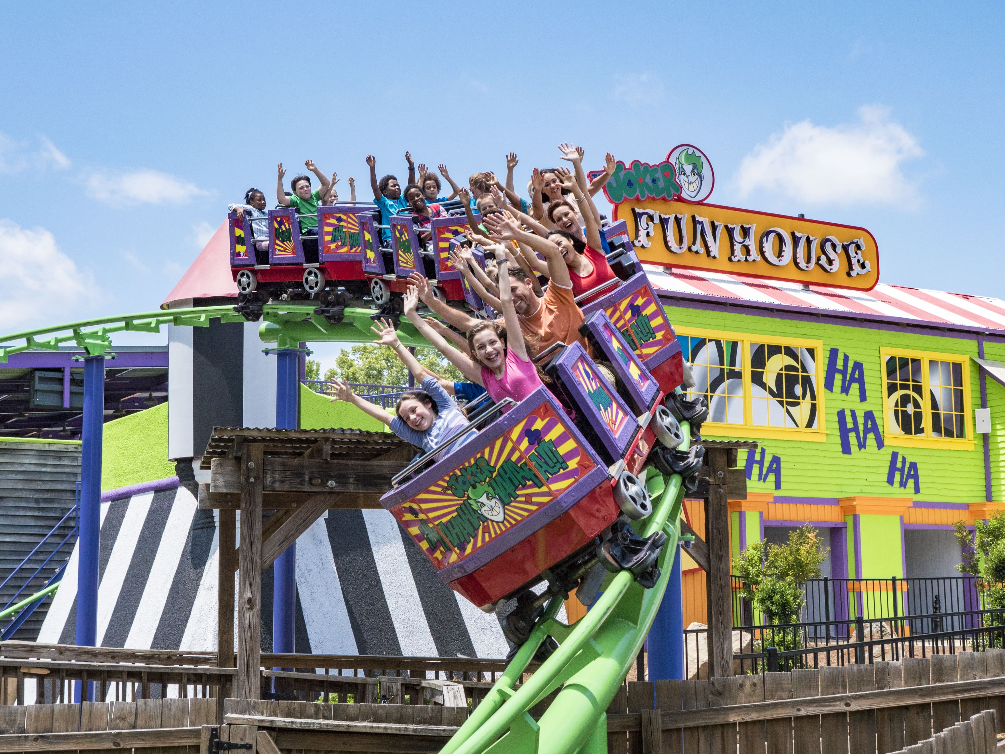 Six Flags Over Georgia - THE JOKER™ Funhouse Coaster | Ride | Six