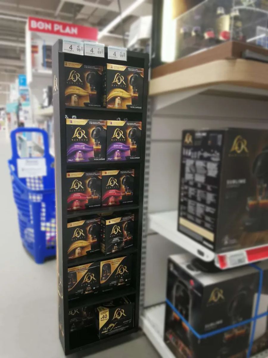 L’OR Barista coffee capsule aisle display