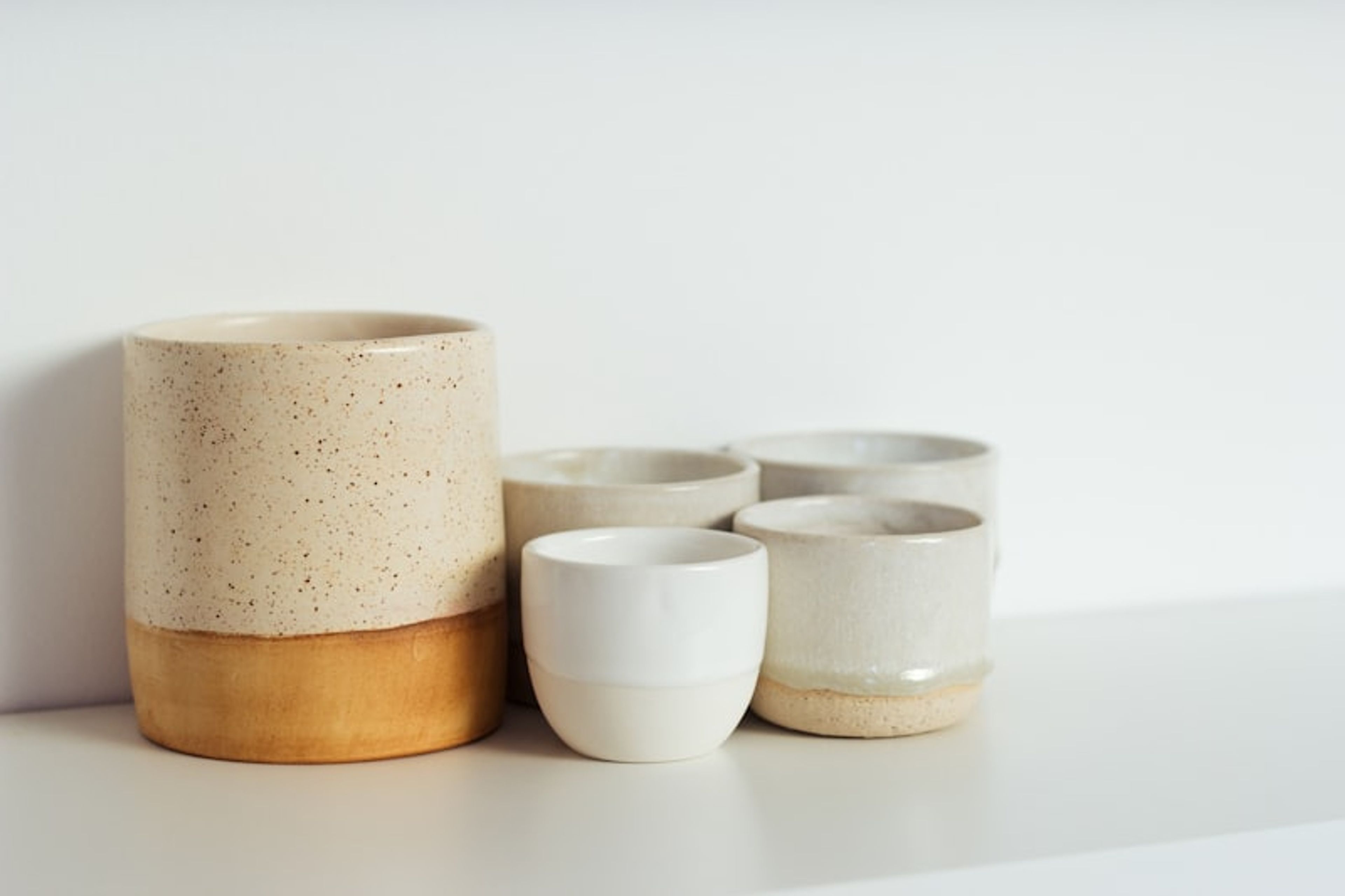 Hand-thrown stoneware bowl – view 3