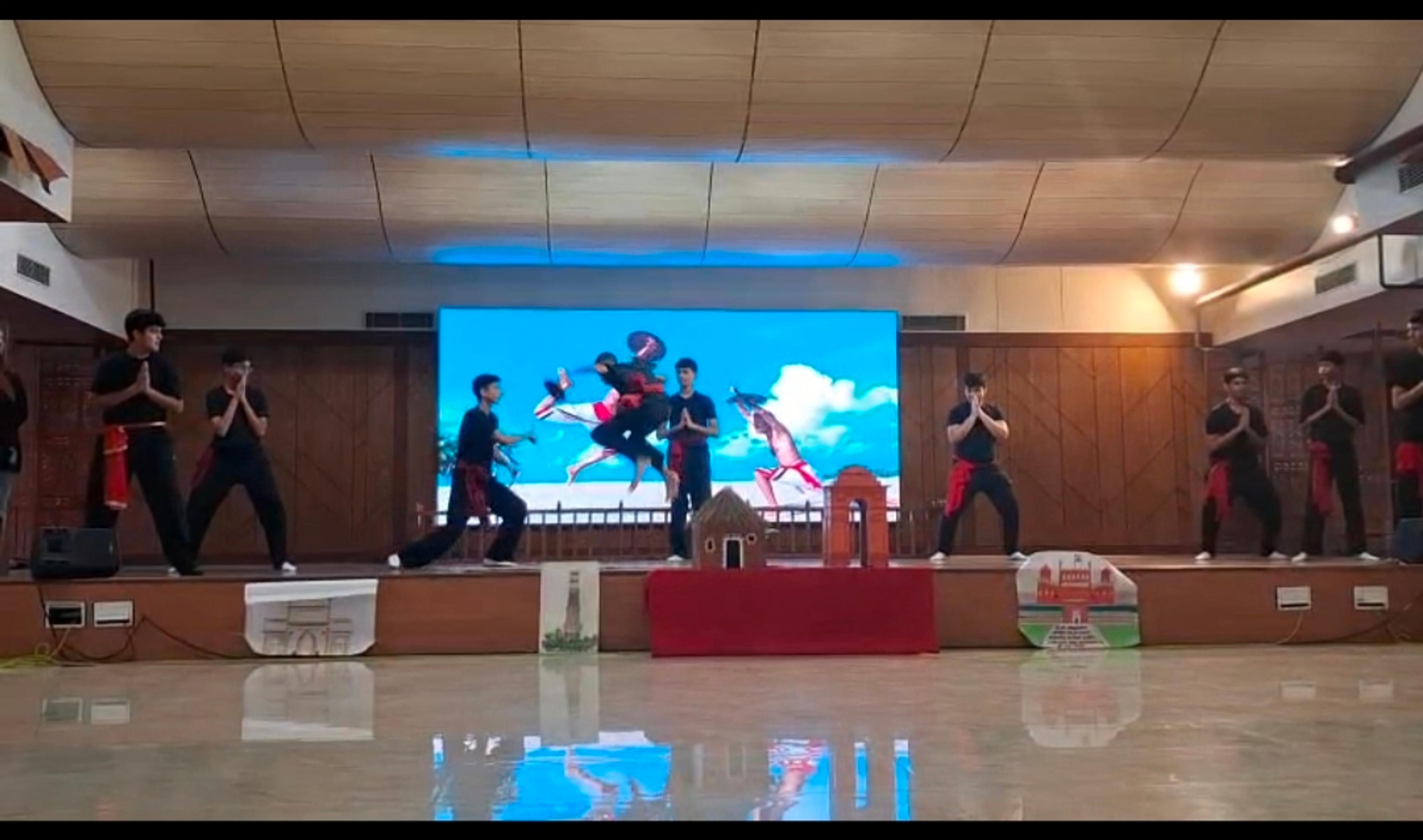 XC AND XD PRESENTATION photo