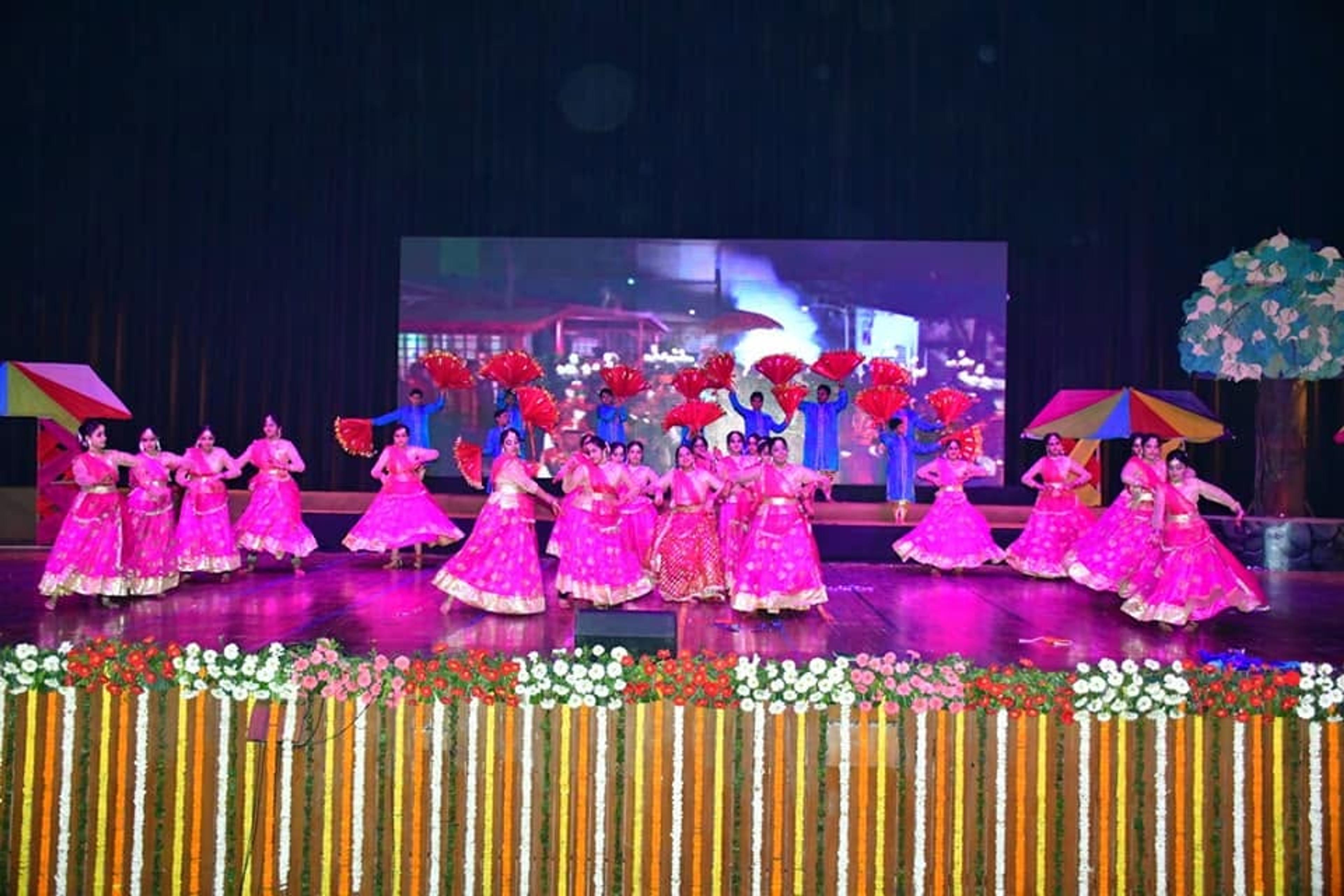 SIRI FORT photo