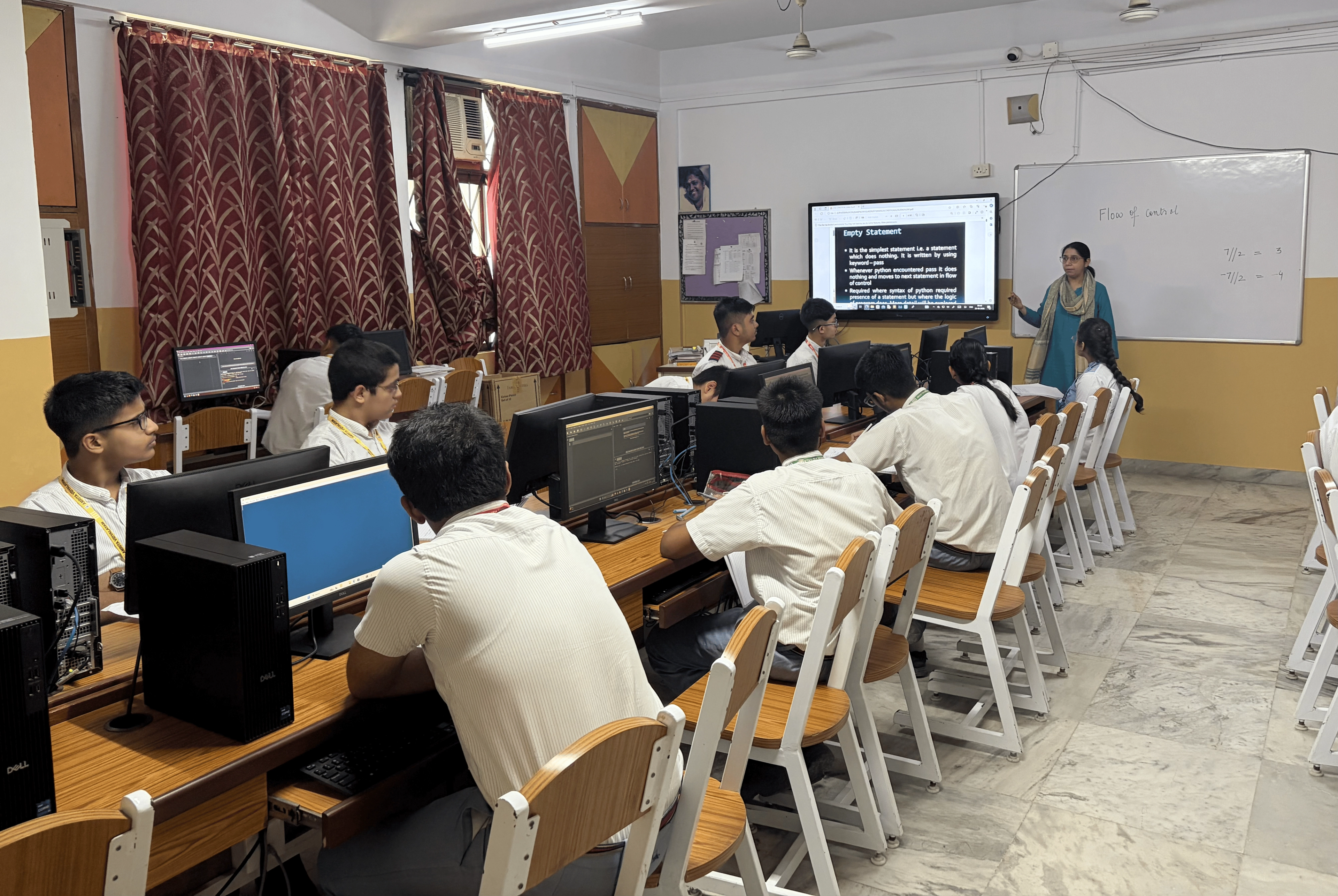  SR. COMPUTER LABS