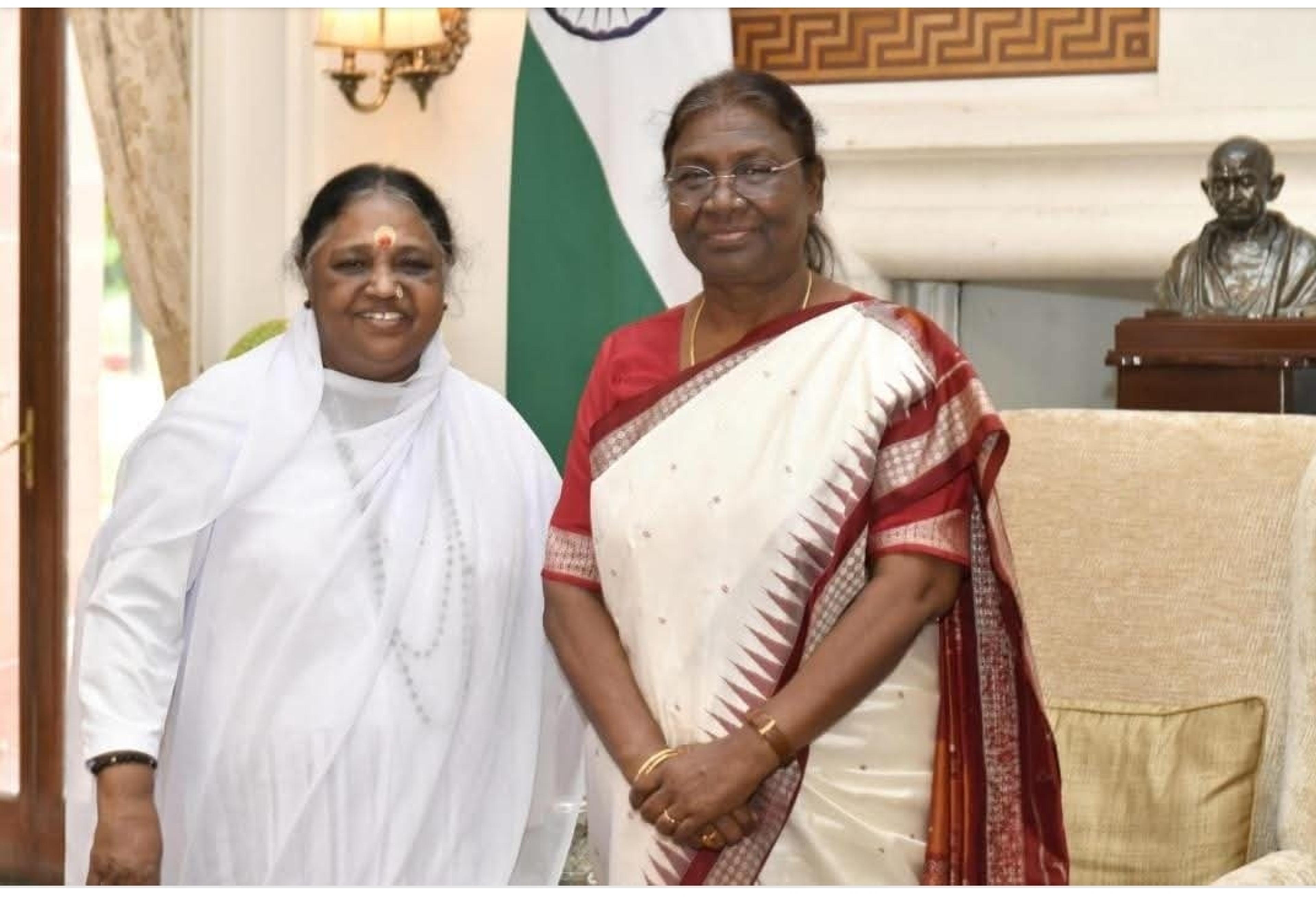 Glimpse of Amma