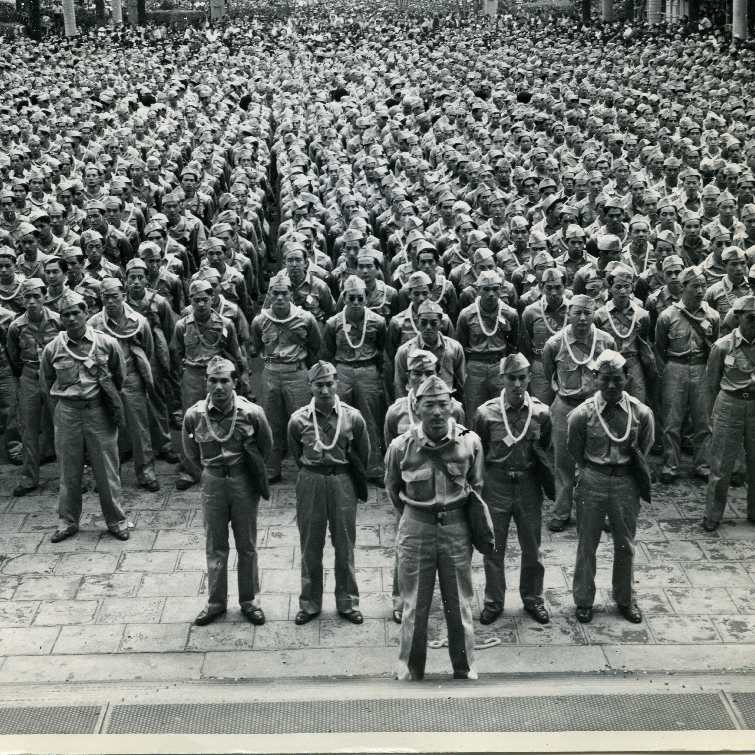 Historic photo of 442nd regiment at Iolani Palace, 1943