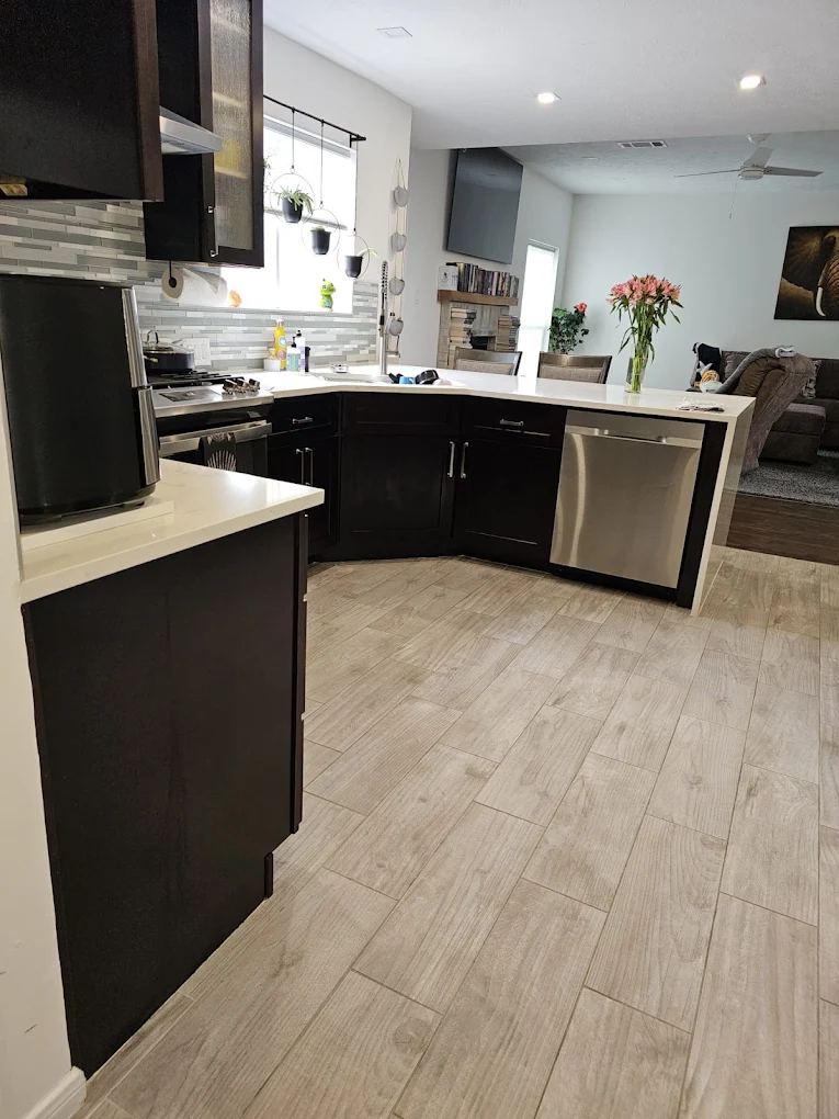 Kitchen appliances, counters and floors deep cleaned