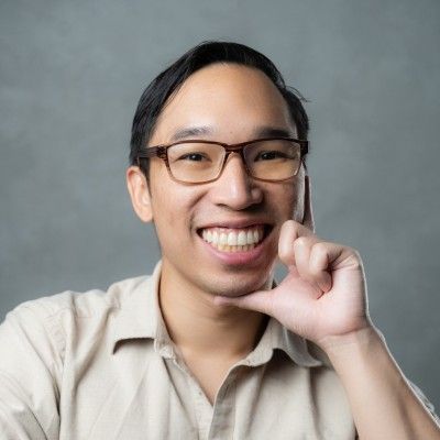 Portrait of Robert Huynh