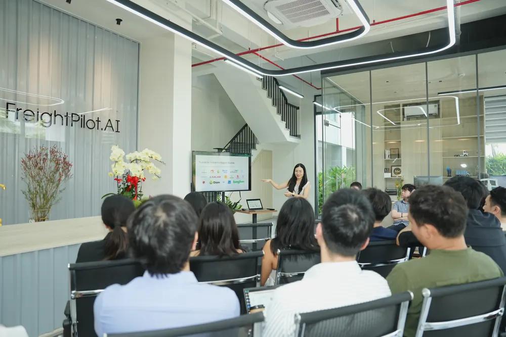 A talk for members at the FreightPilot.AI office