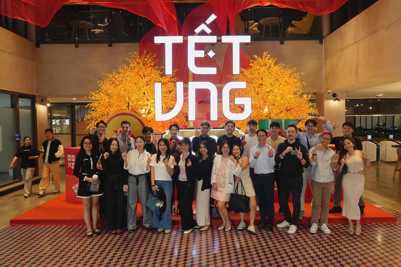 Members at VNG on a company visit during the OV Summit 2026