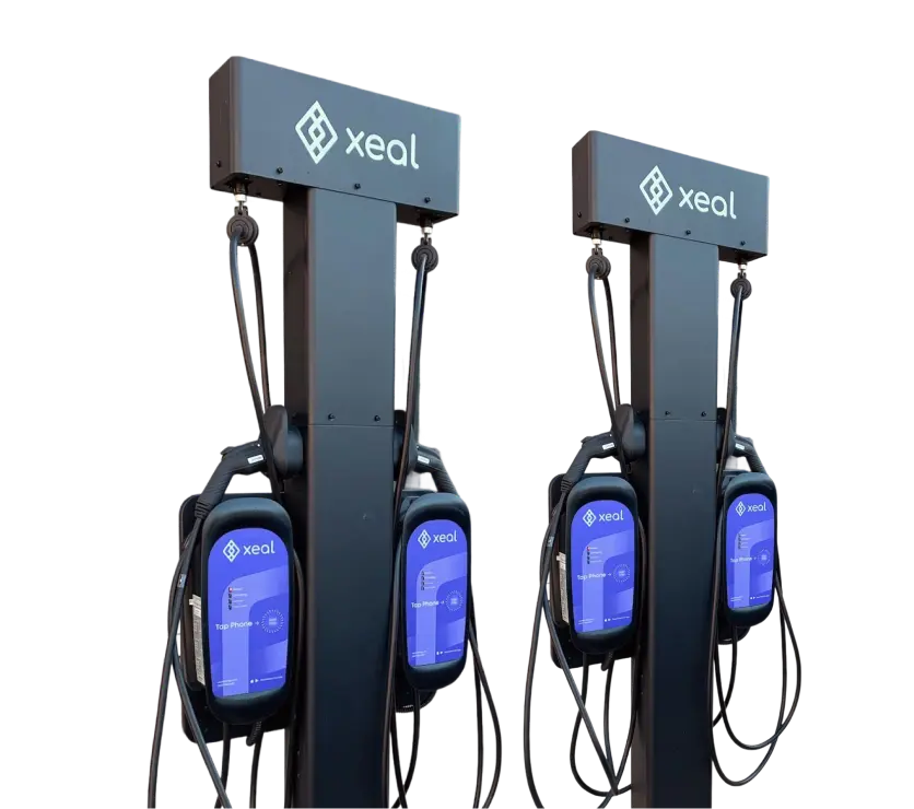 4 Xeal Charger