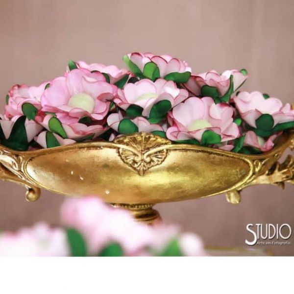 Nossas forminhas já são uma decoração à parte na mesa doces, não precisa de muito para garantir uma festa delicada e sofisticada!