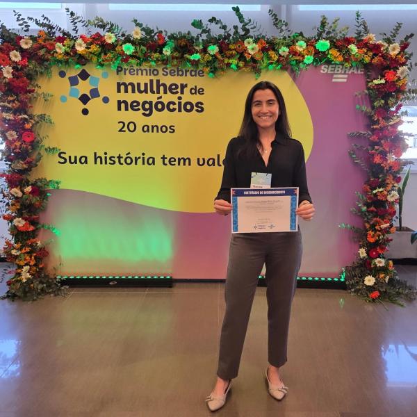 Mariane Theobaldo é finalista do Prêmio Sebrae Mulher de Negócios RJ em Ciência e Tecnologia