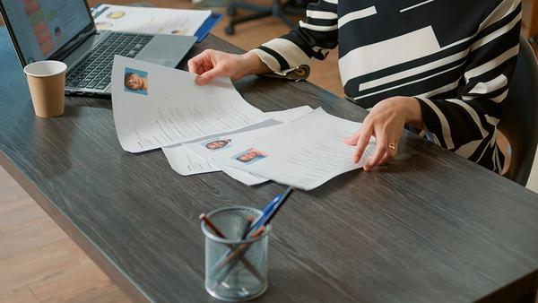 Engineers Pass Coding Tests, but How Can You Evaluate Salespeople?