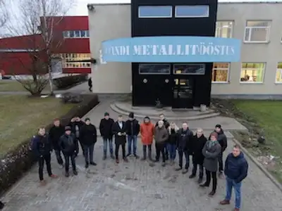 Opstar Profit™ tootmisjuhtimise arenguprogrammi osalejad tehasekülastusel VMT Tehased juures