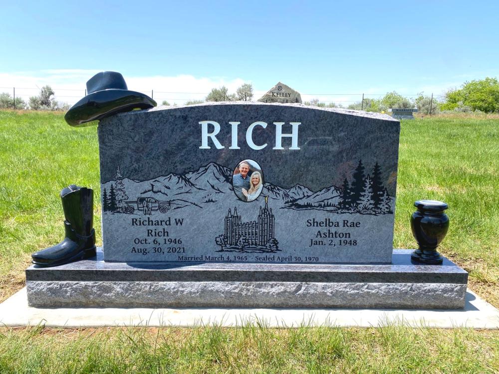Companion Uprights by Utah Headstone Design