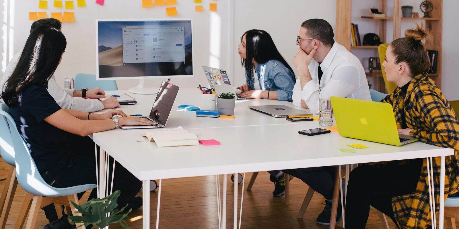 The power of pay transparency: Here’s how HR and people teams are implementing!