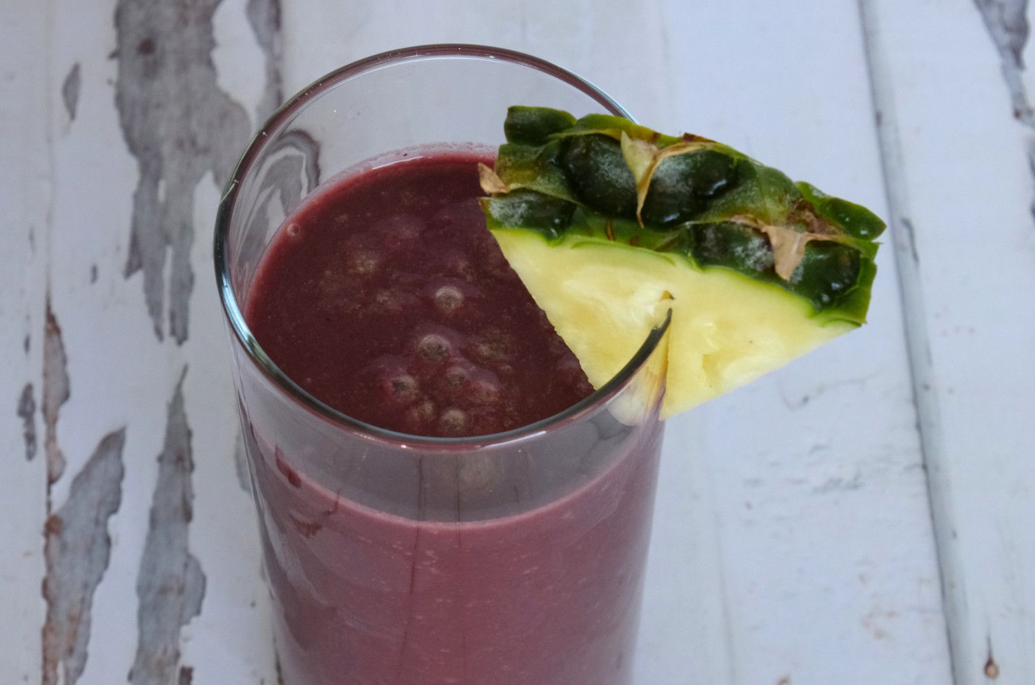 Pineapple-Ginger Açaí Smoothie