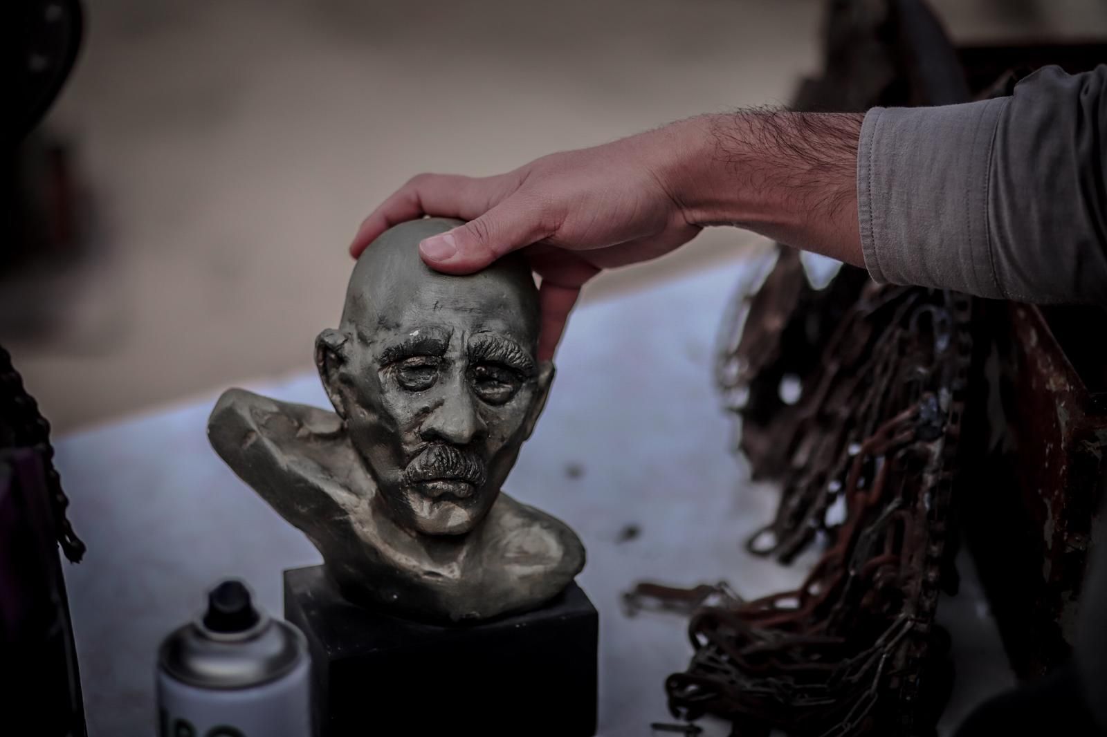 Bearer of Memory gallery image