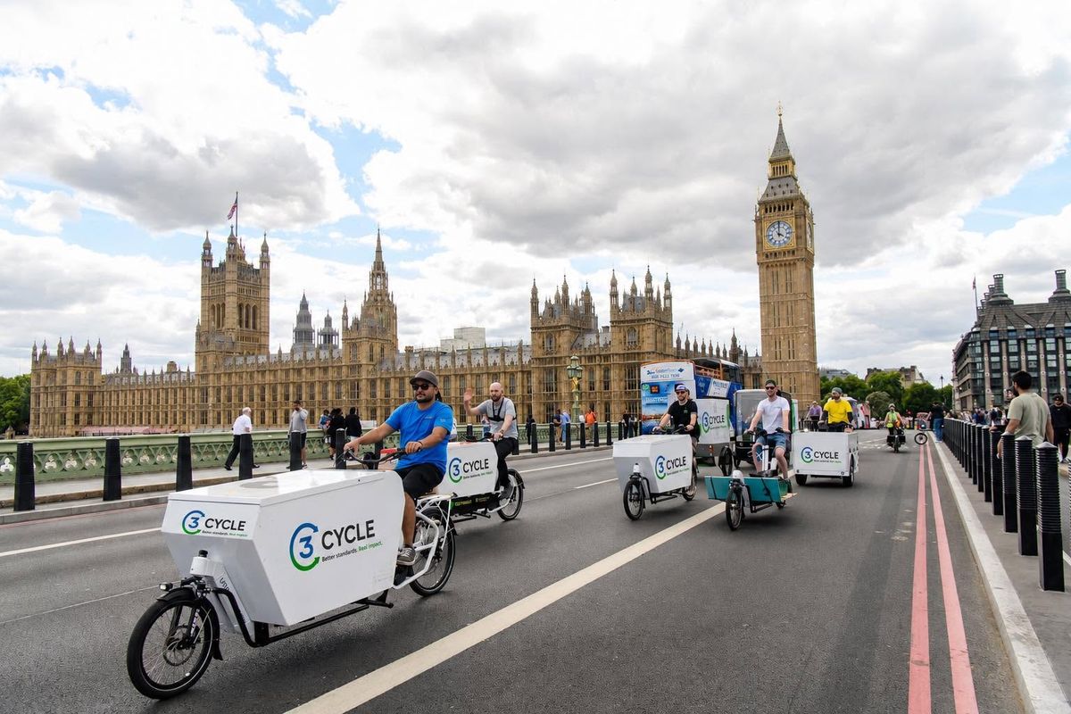 cargo bikes in london street