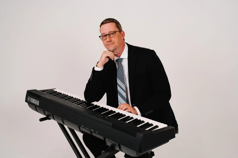 piano headshot