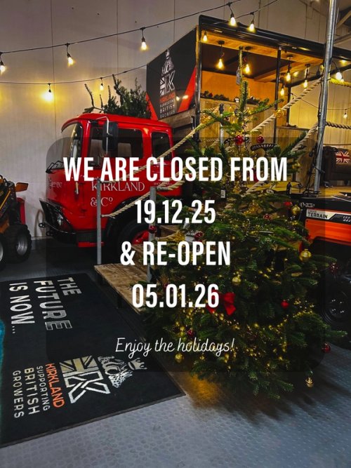 Kirkland UK Christmas Opening Hours 2025
