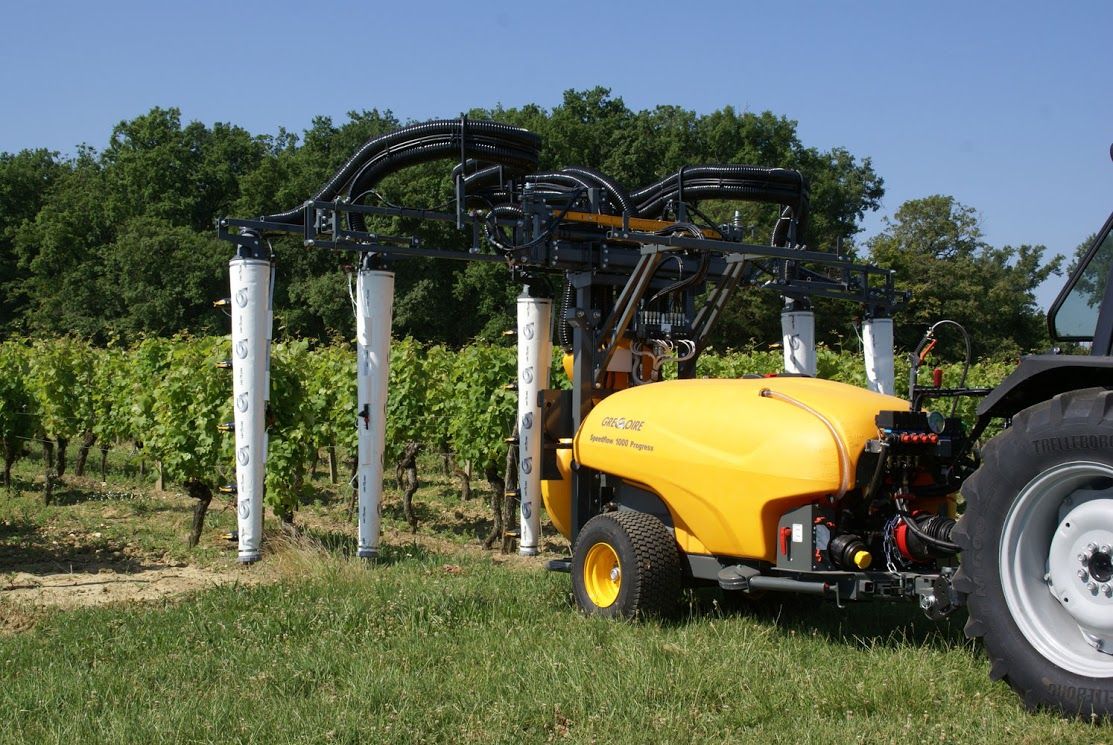GREGOIRE 3 Row Speedflow Sprayer from Kirkland UK