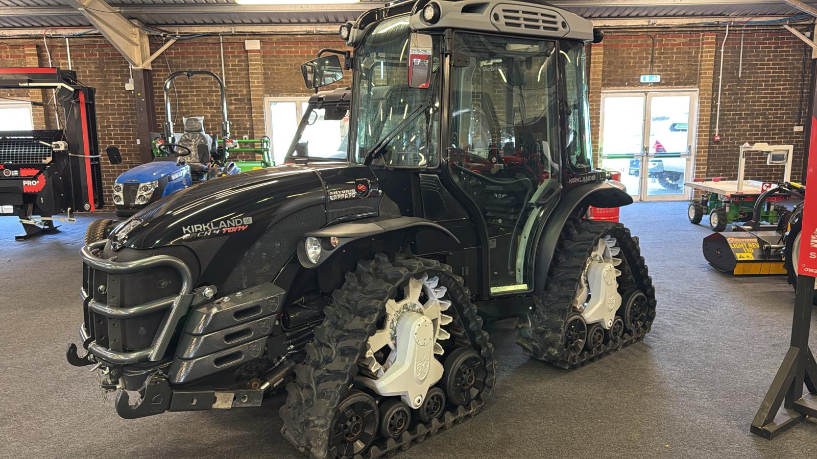 Antonio Carraro MACH 4 TONY Kirkland UK 