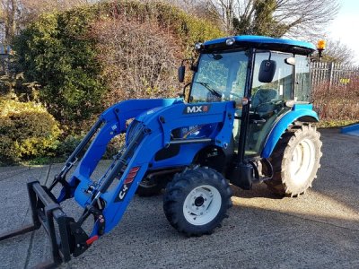 New Holland BH Boomer 50 with MX Loader