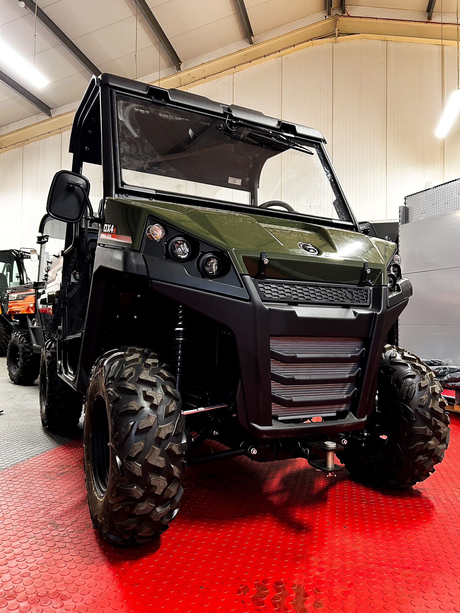 Corvus DX4 Pro by Kirkland UK Narrow UTV