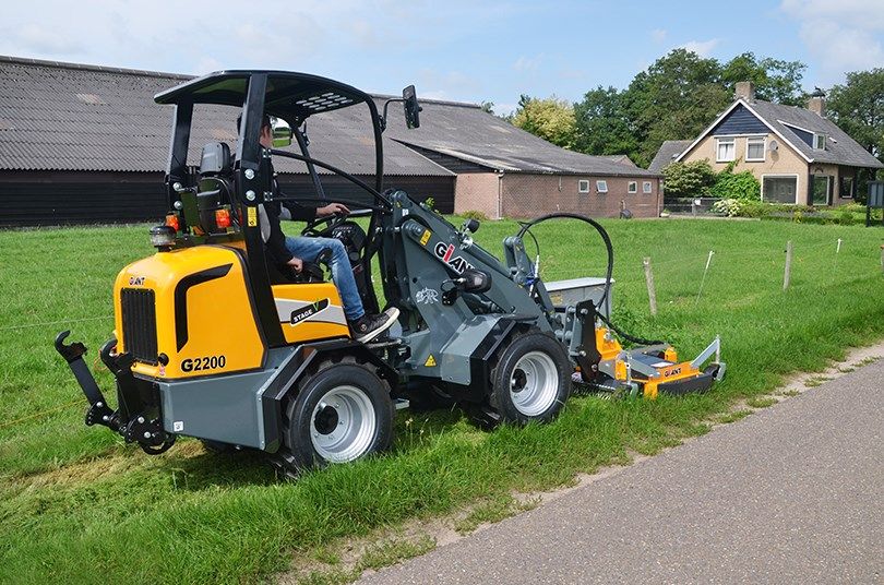 Giant G2200 Wheeled Loader Range