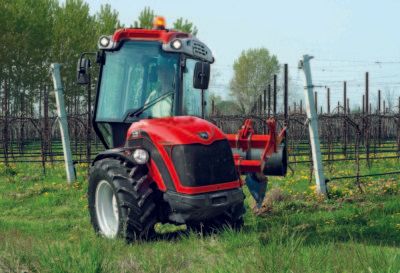 SRX 8900 R Antonio Carraro Tractor by Kirkland UK 