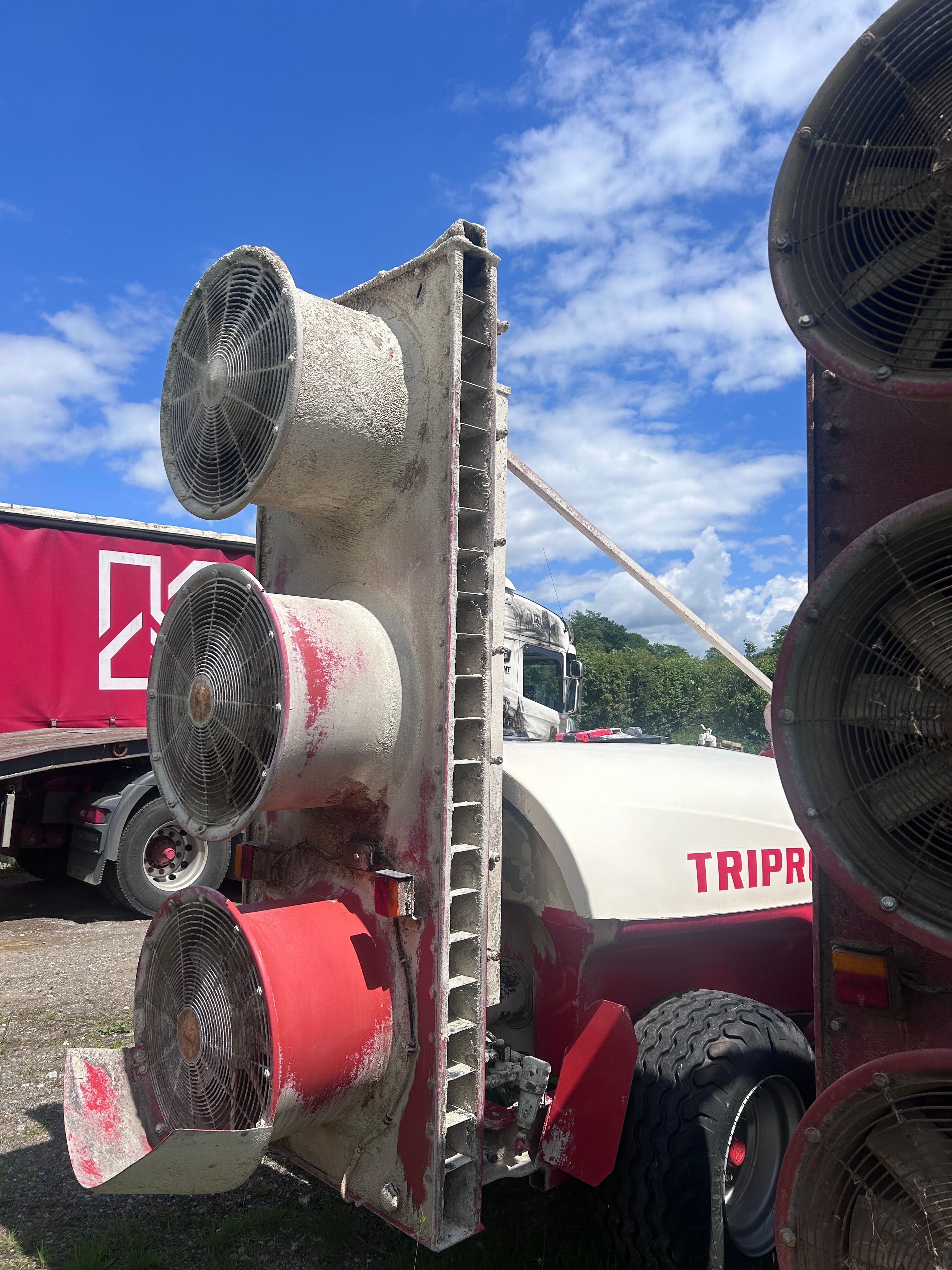 Kirkland Triprop Sprayer 1500ltr Kirkland UK